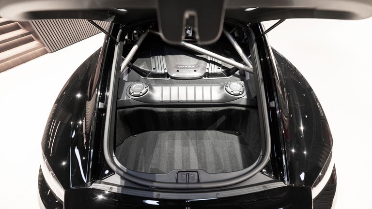 Porsche 718 Cayman GT4 RS