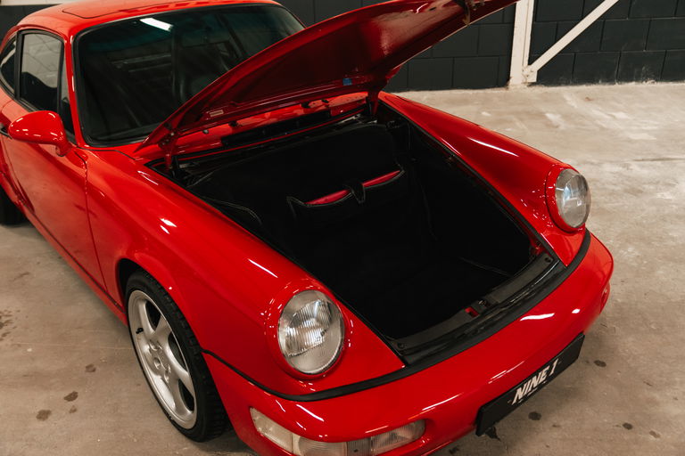 Porsche 964 Carrera 4