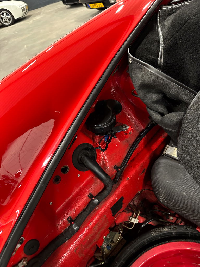 Porsche 964 Carrera 4