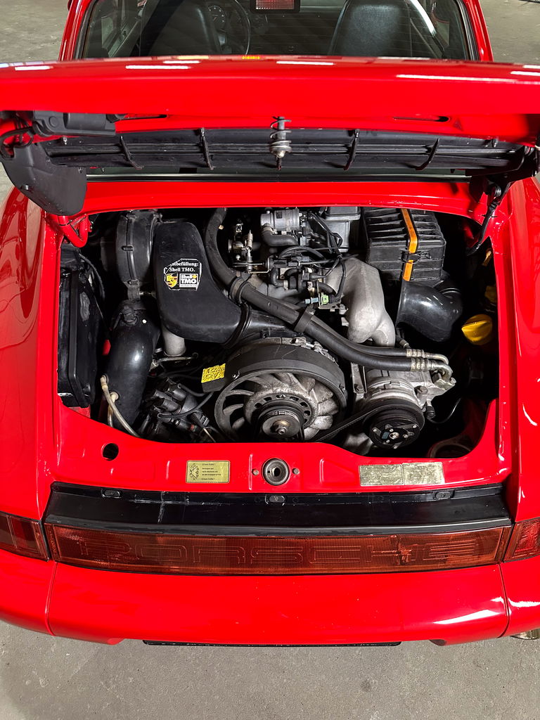 Porsche 964 Carrera 4