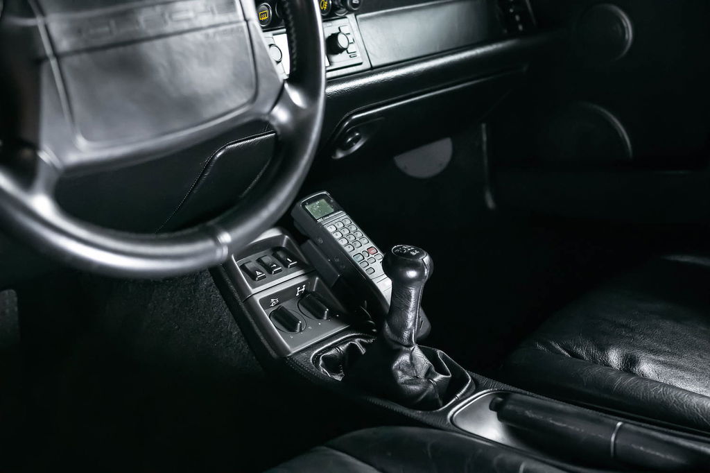 Porsche 964 Carrera 4