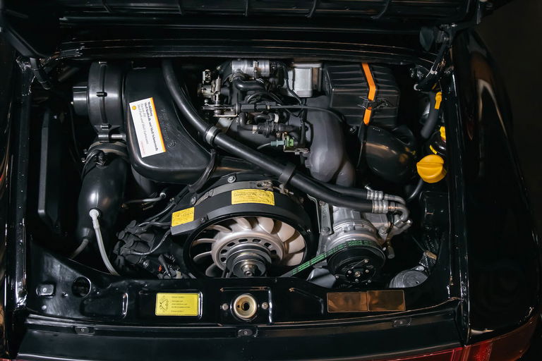 Porsche 964 Carrera 4