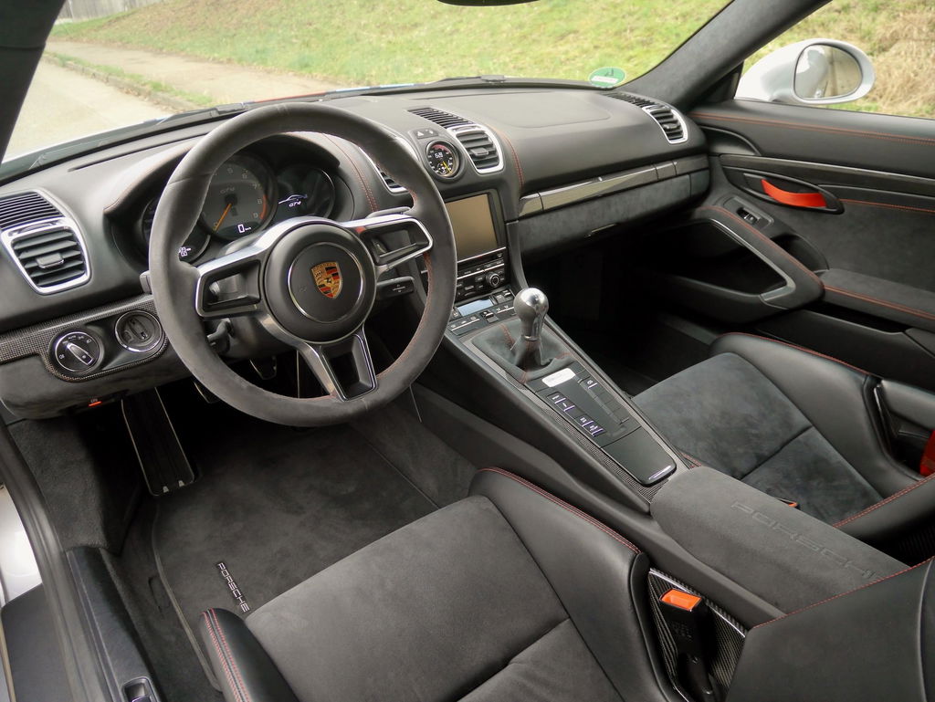 Porsche 981 Cayman GT4 Clubsport