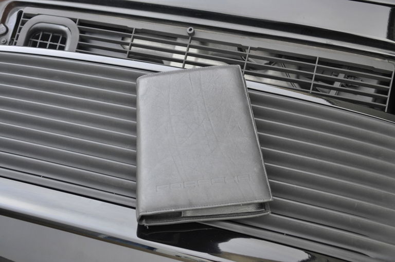 Porsche 993 Carrera 4