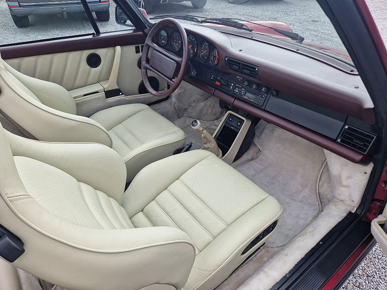Porsche 911 Carrera 3.2