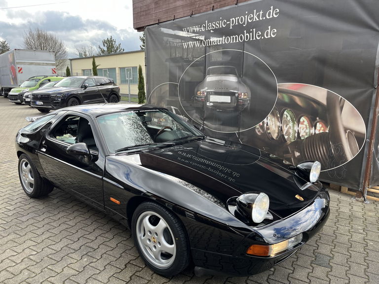 Porsche 928 GTS