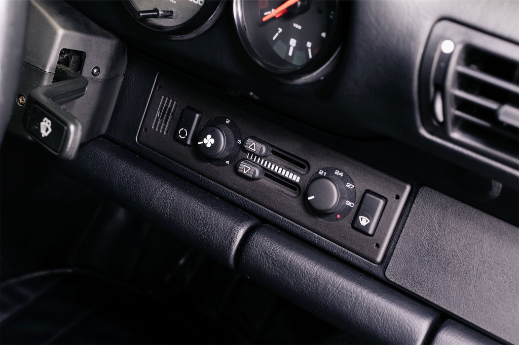 Porsche 964 Carrera RS