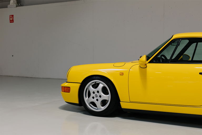 Porsche 964 Carrera RS