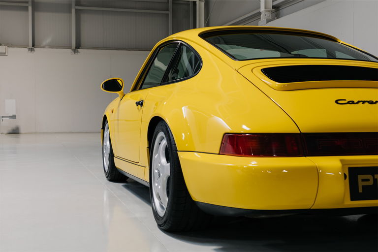 Porsche 964 Carrera RS