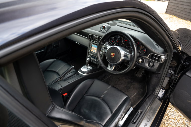 Porsche 997.2 Carrera GTS