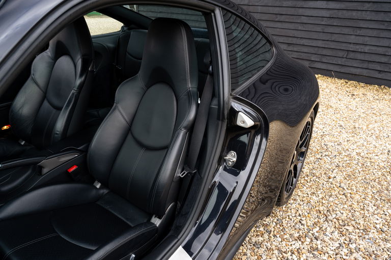 Porsche 997.2 Carrera GTS