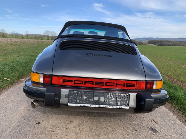 Porsche 911 Carrera 3.2