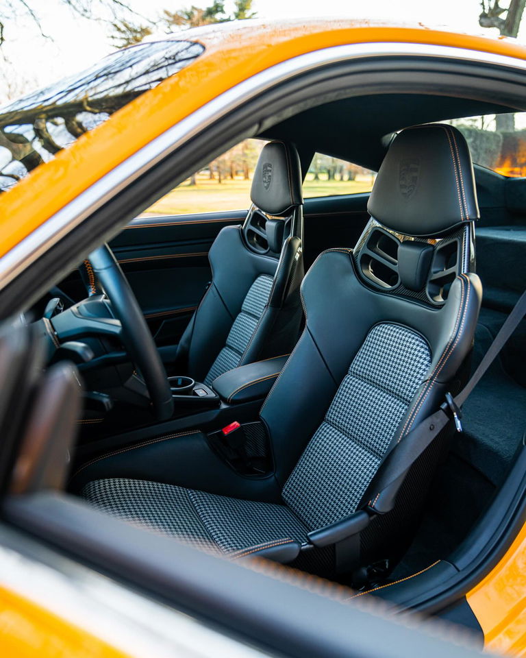 Porsche 992 GT3 Touring