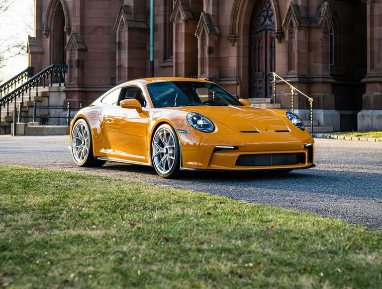 Porsche 992 GT3 Touring