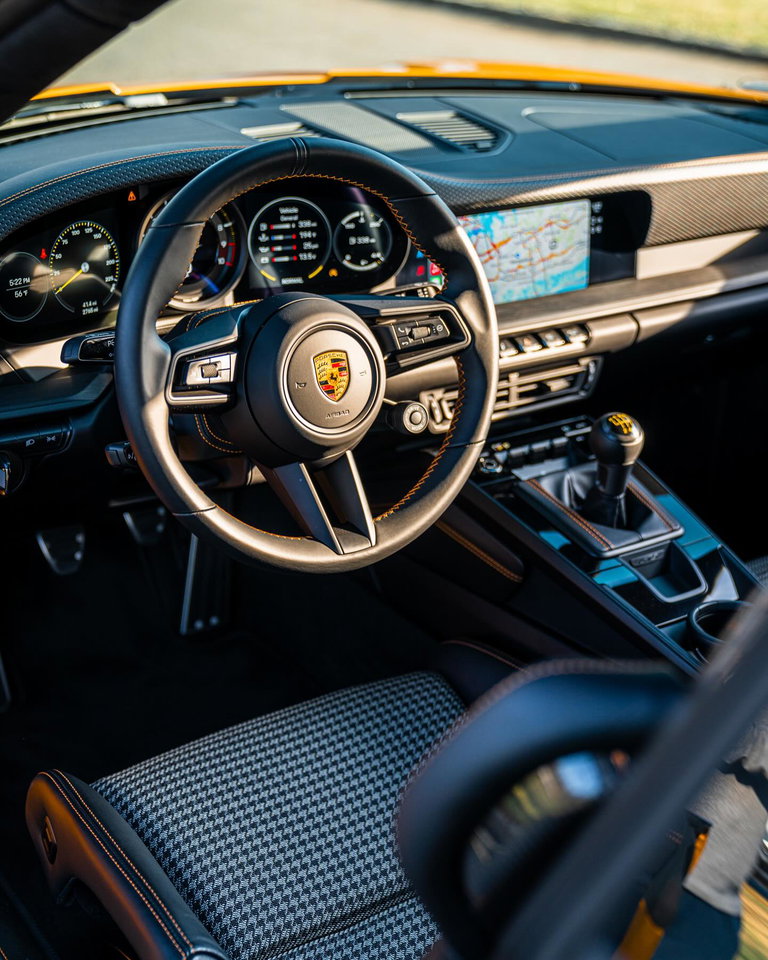 Porsche 992 GT3 Touring