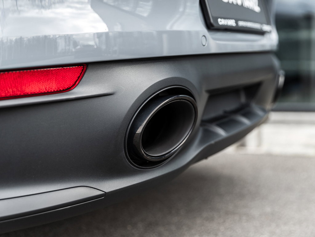 Porsche 992 Carrera 4 GTS