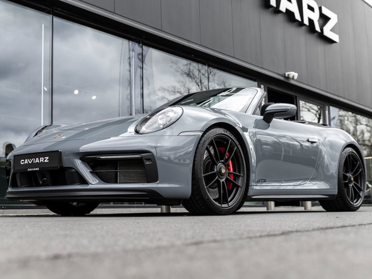 Porsche 992 Carrera 4 GTS