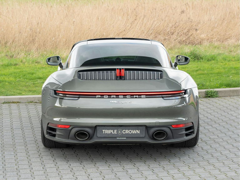 Porsche 992 Targa 4