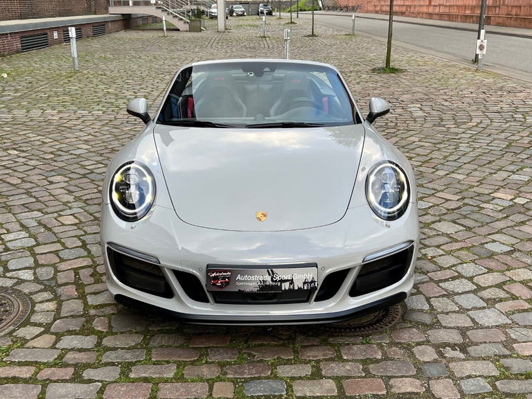 Porsche 991.2 Carrera 4 GTS