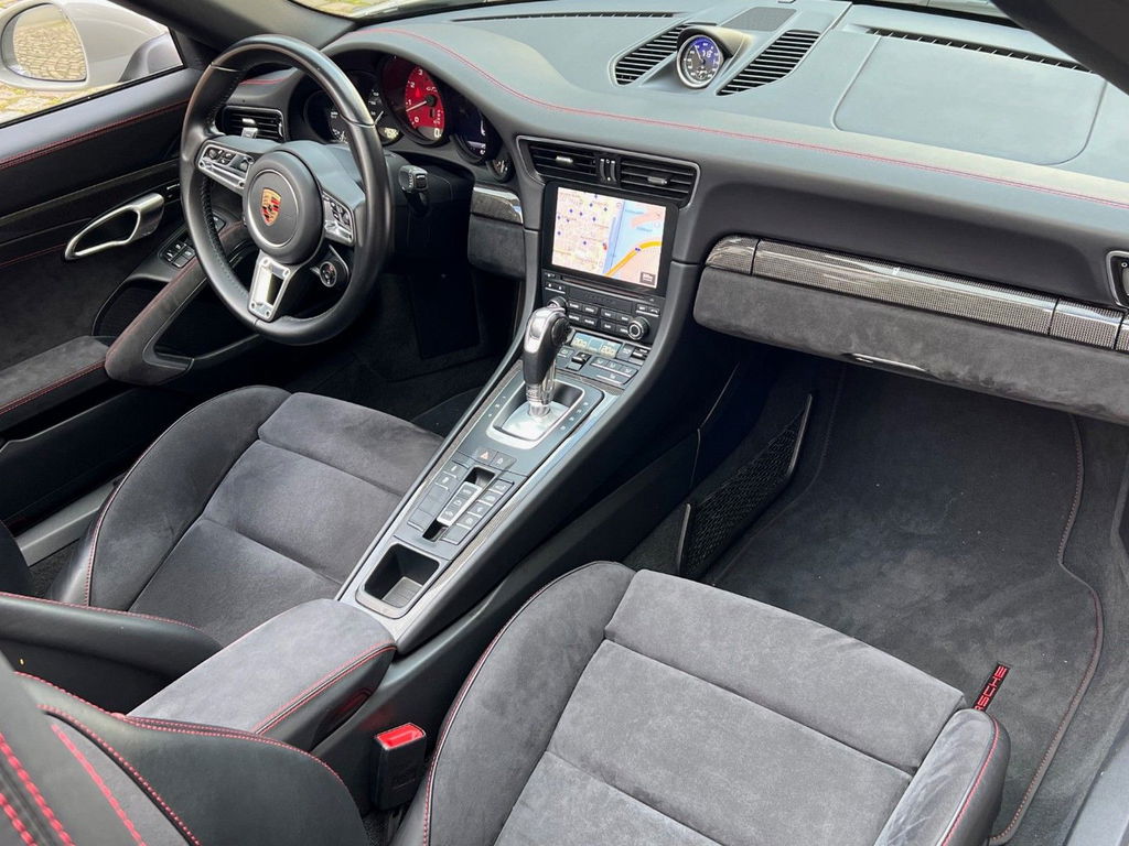 Porsche 991.2 Carrera 4 GTS