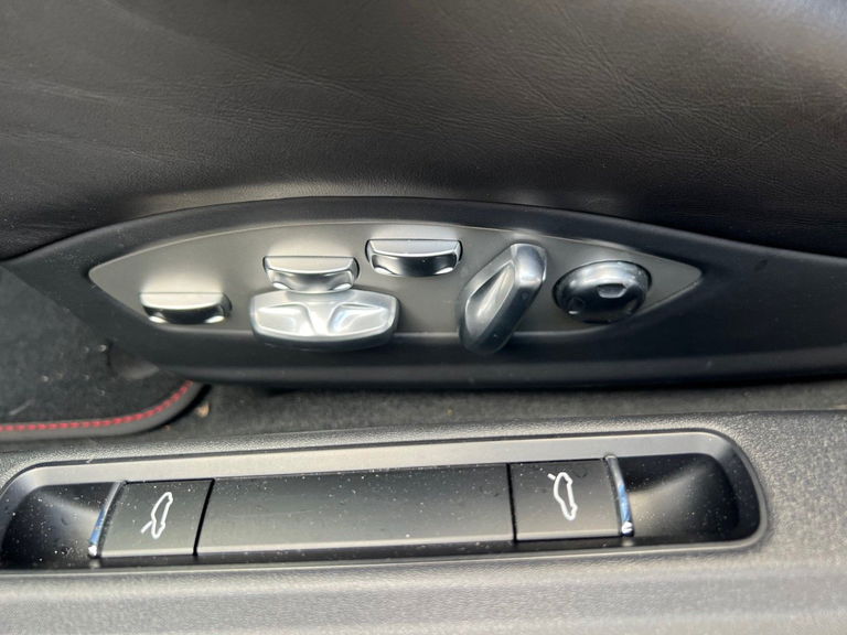 Porsche 991.2 Carrera 4 GTS