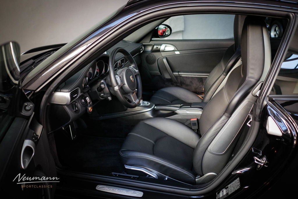 Porsche 997.2 Carrera 4S