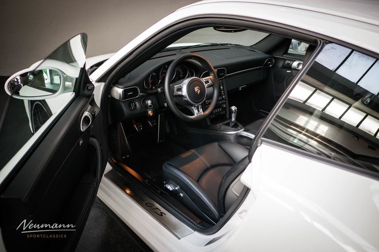 Porsche 997.2 Carrera GTS