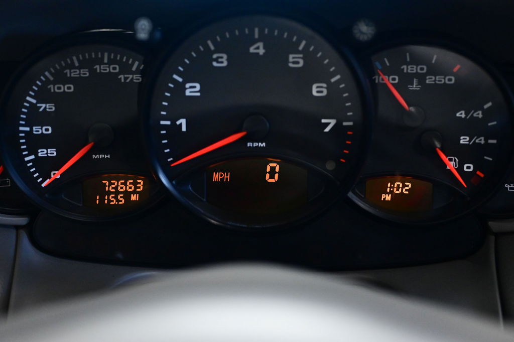 Porsche 996 Carrera 4