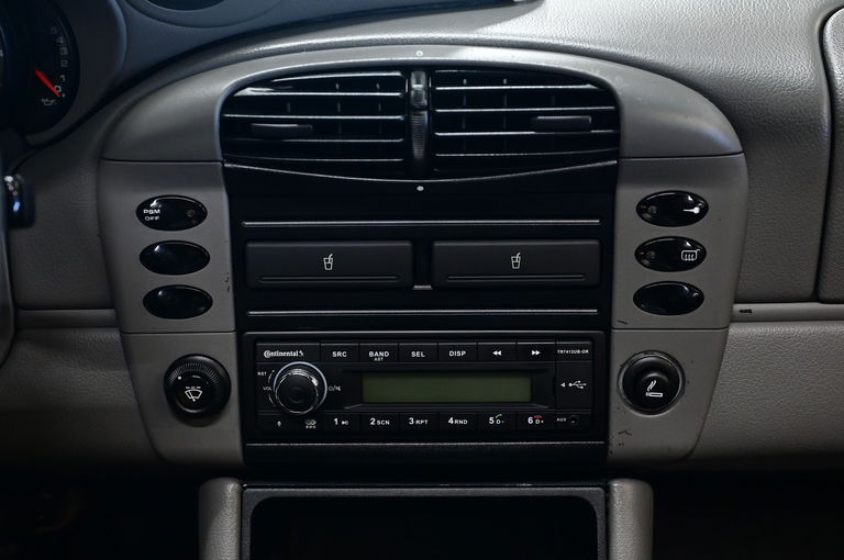 Porsche 996 Carrera 4