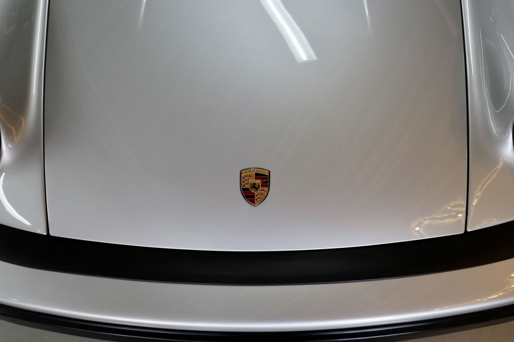 Porsche 911 Carrera 3.2 “25 Jahre 911”