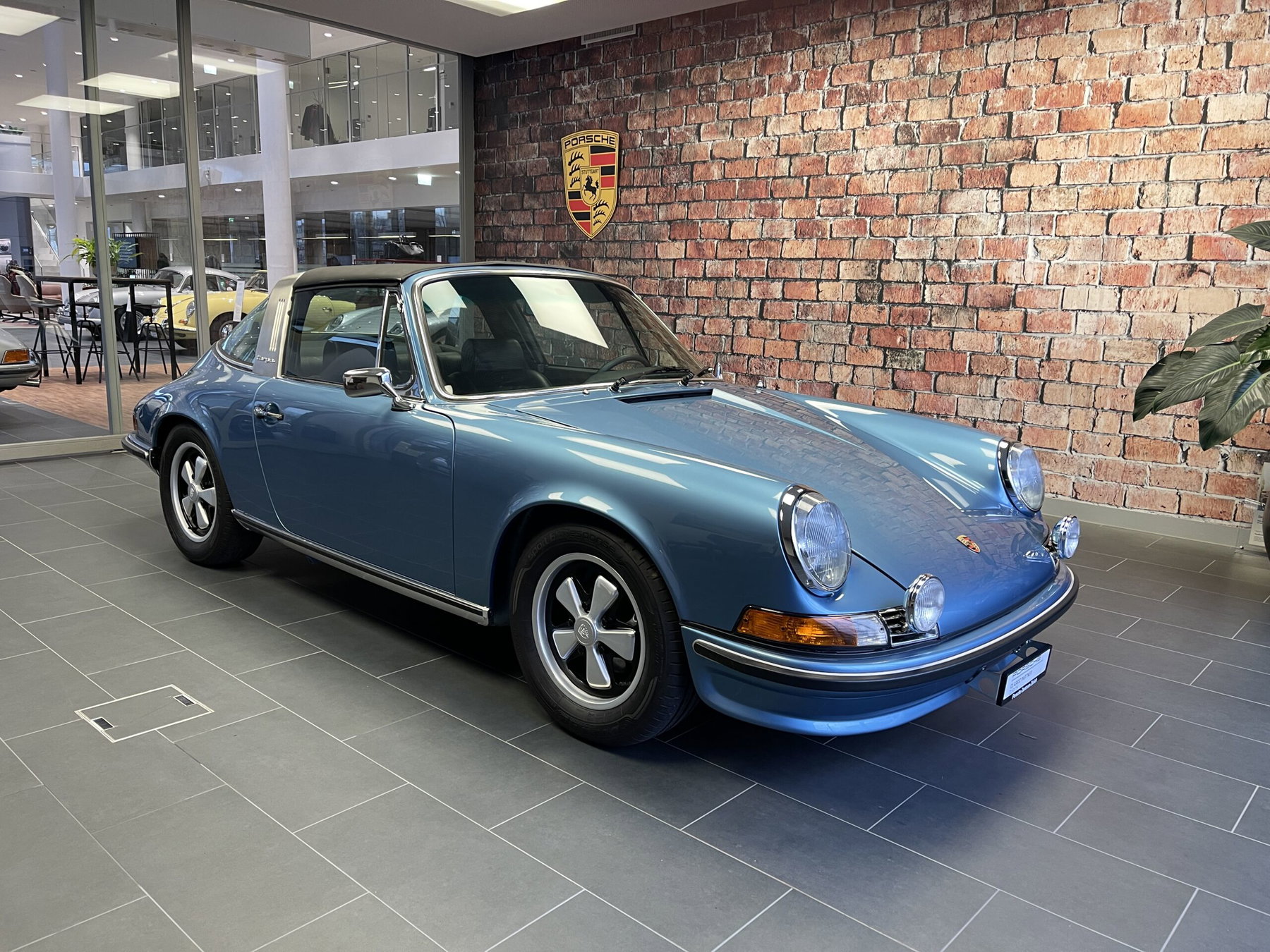 Porsche 911 T 1973 - elferspot.com - Marketplace for Porsche