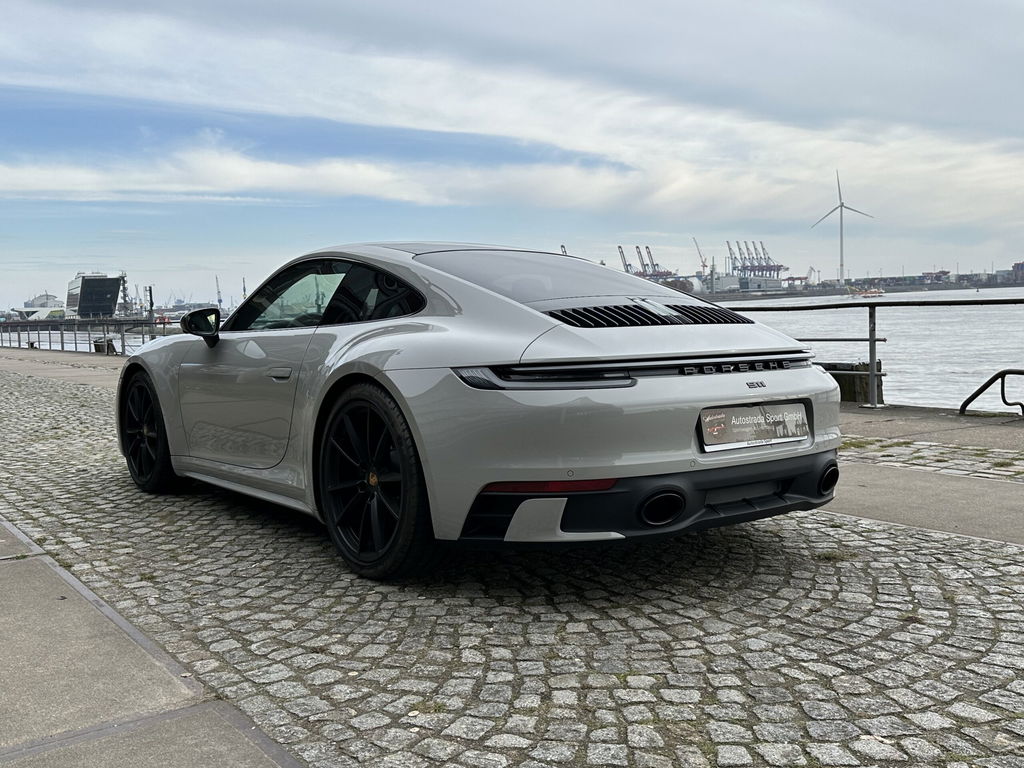 Porsche 992 Carrera T