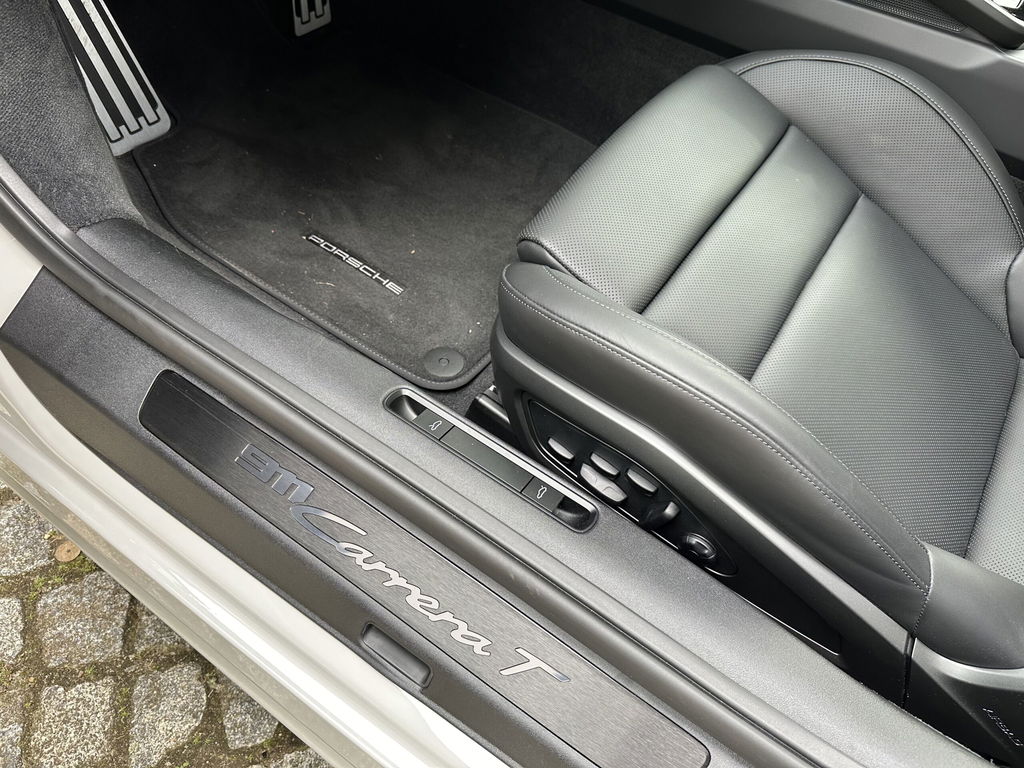 Porsche 992 Carrera T