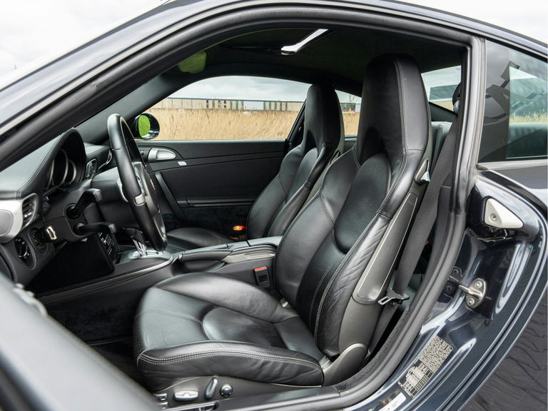 Porsche 997.2 Carrera 4S