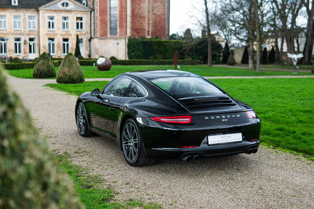 Porsche 991 Carrera Black Edition