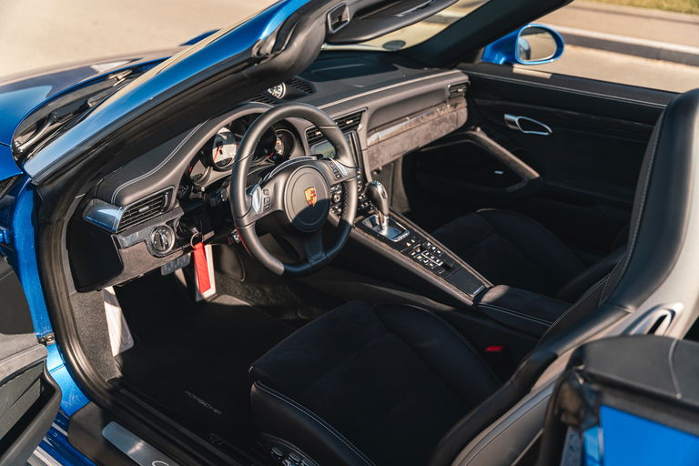 Porsche 991 Carrera 4 GTS