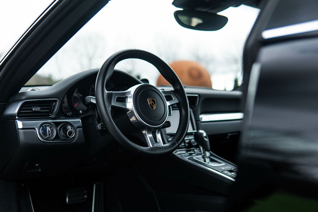 Porsche 991 Carrera Black Edition