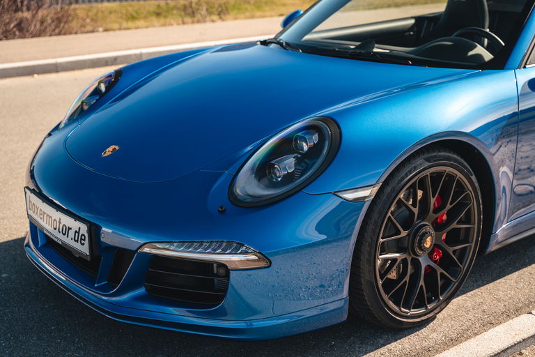 Porsche 991 Carrera 4 GTS