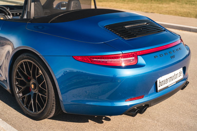 Porsche 991 Carrera 4 GTS