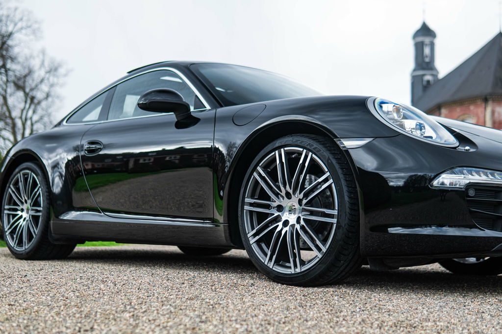 Porsche 991 Carrera Black Edition