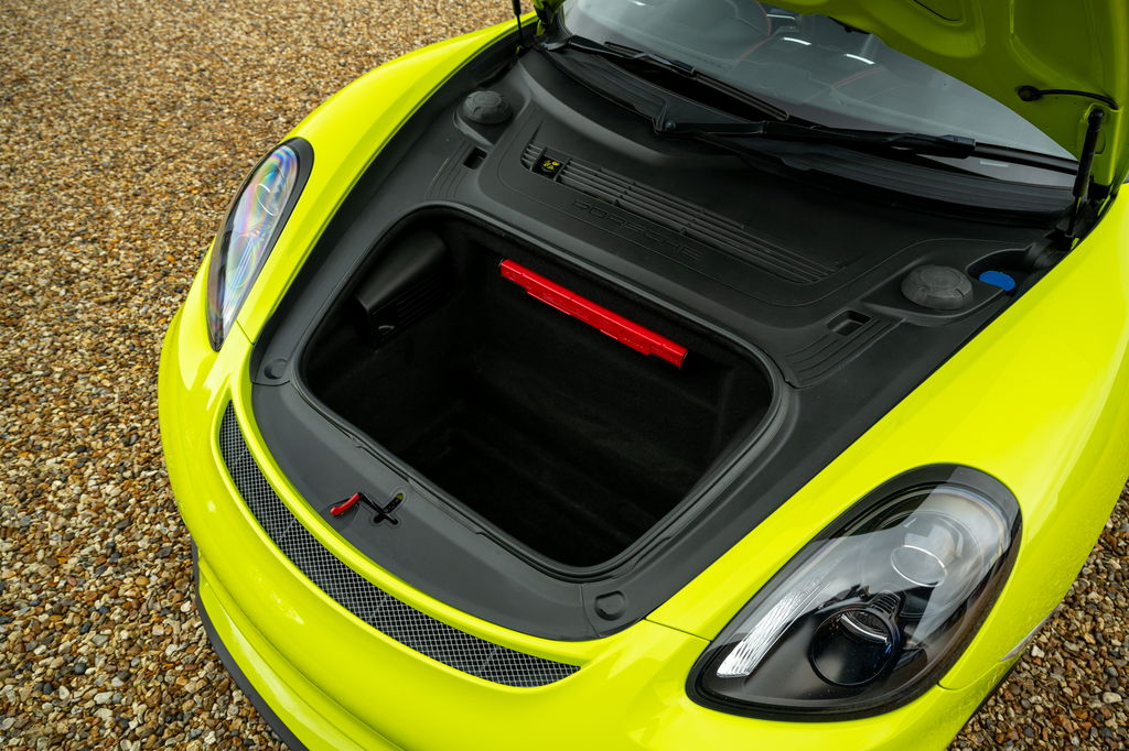 Porsche 981 Cayman GT4