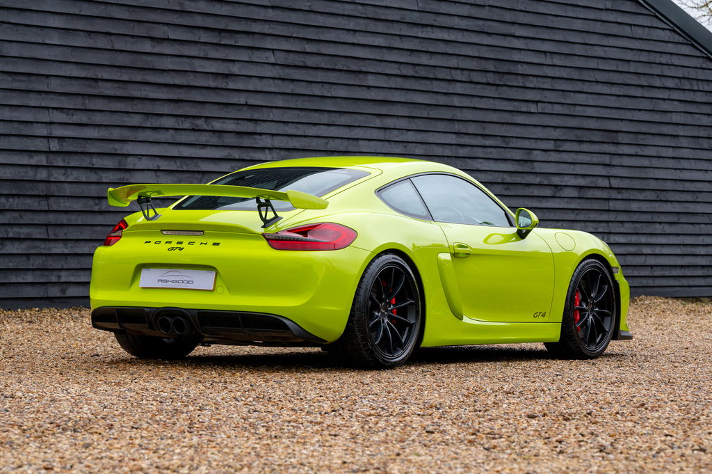 Porsche 981 Cayman GT4