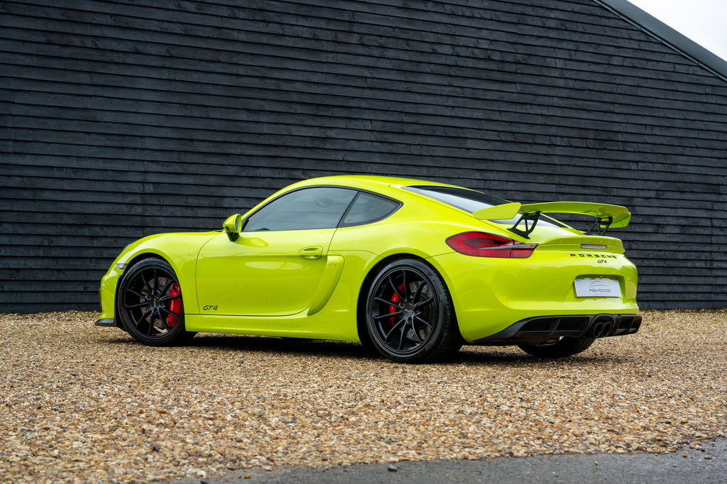 Porsche 981 Cayman GT4