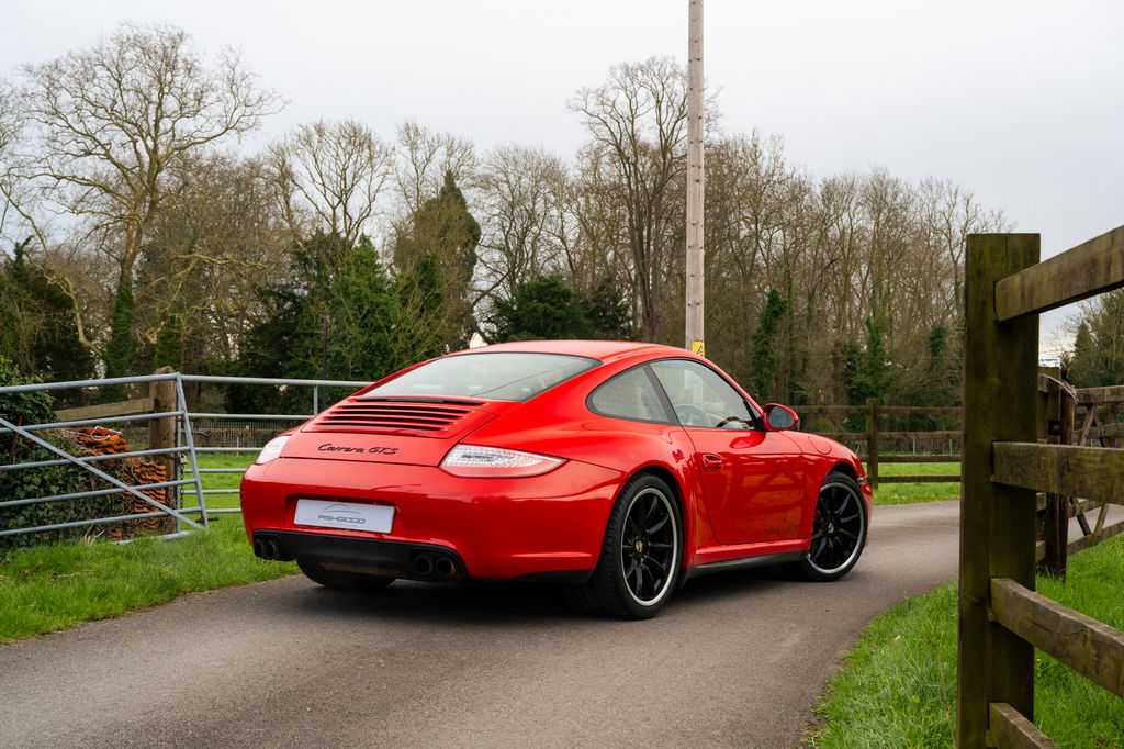 Porsche 997.2 Carrera GTS