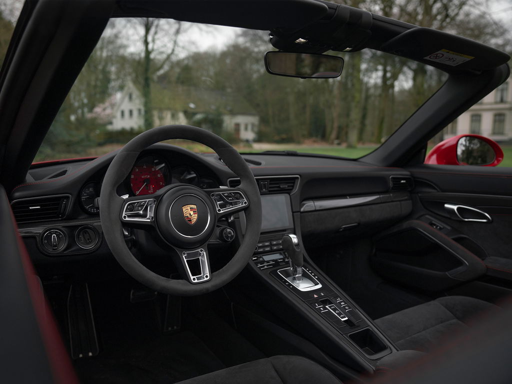 Porsche 991.2 Carrera GTS