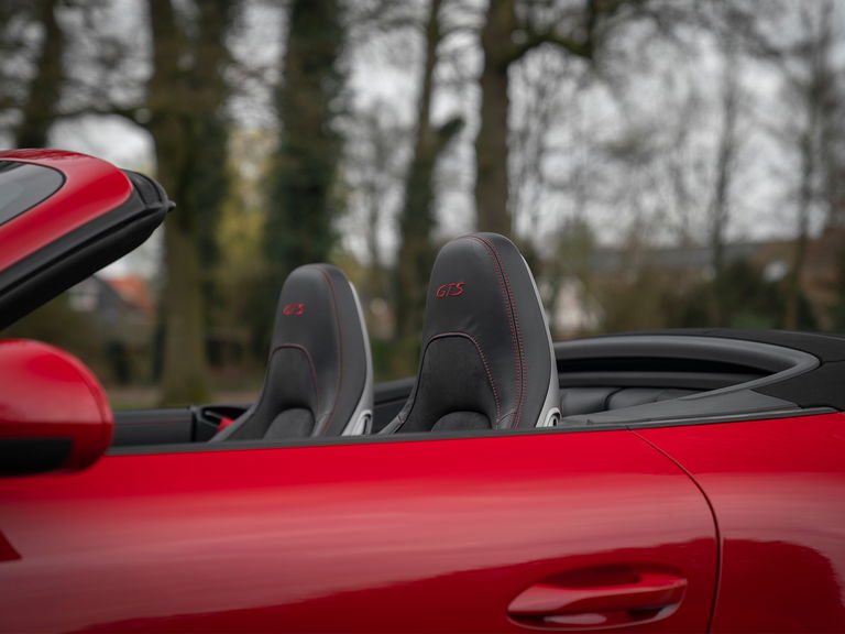 Porsche 991.2 Carrera GTS