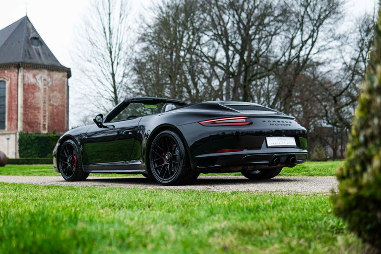 Porsche 991.2 Carrera GTS