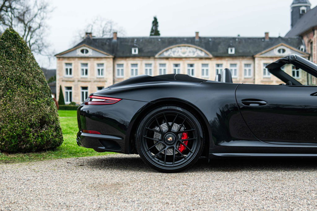 Porsche 991.2 Carrera GTS
