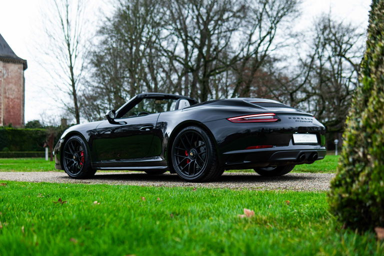 Porsche 991.2 Carrera GTS