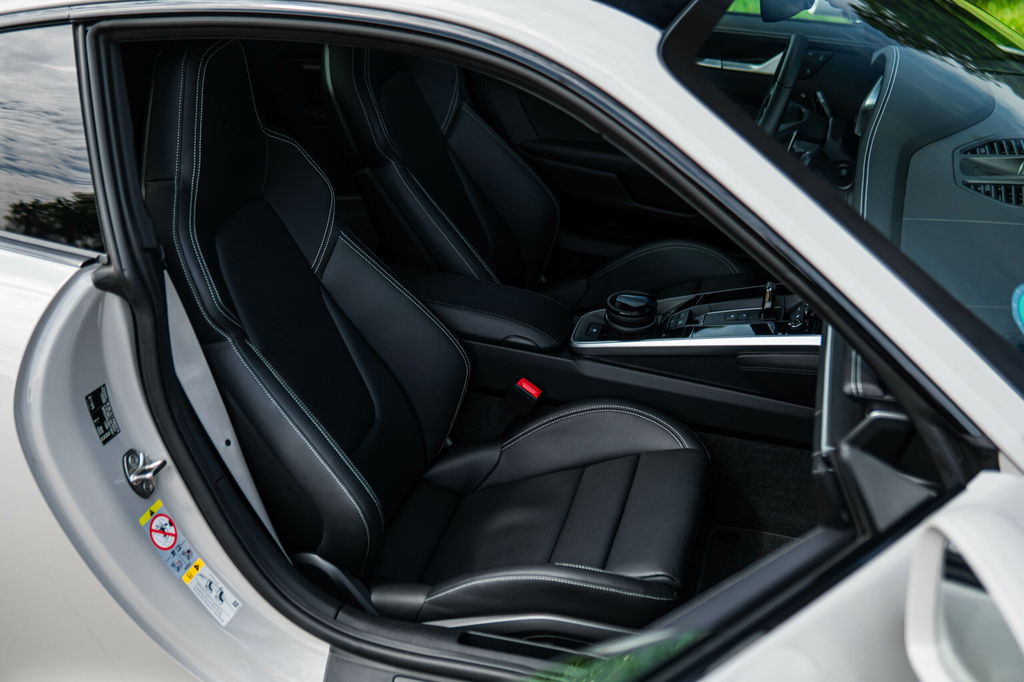 Porsche 992 Carrera S